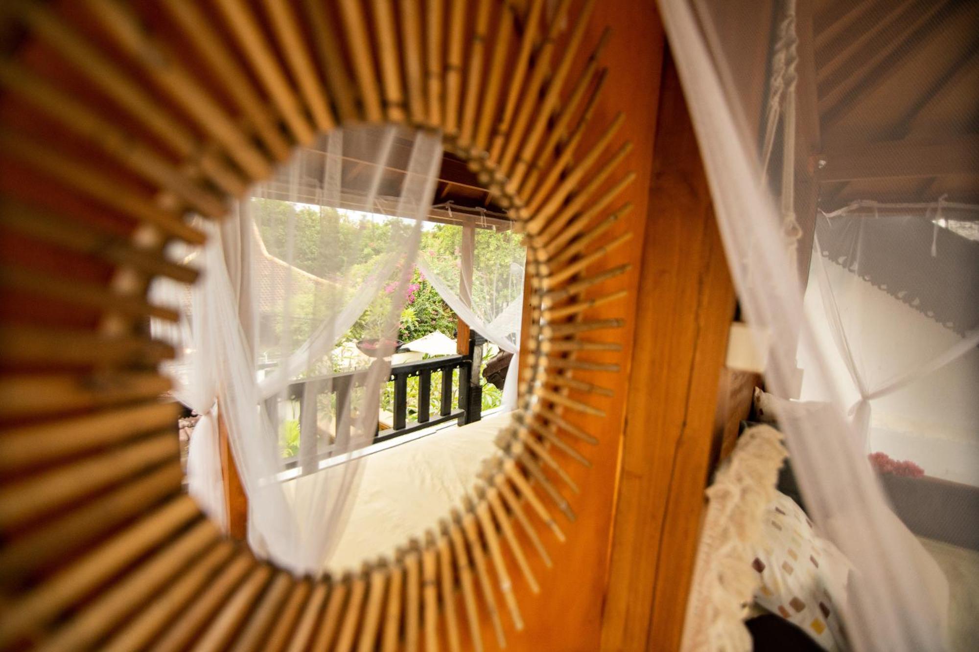 Rumah Singa - Holistic Healing Retreat 길리 아이르 외부 사진