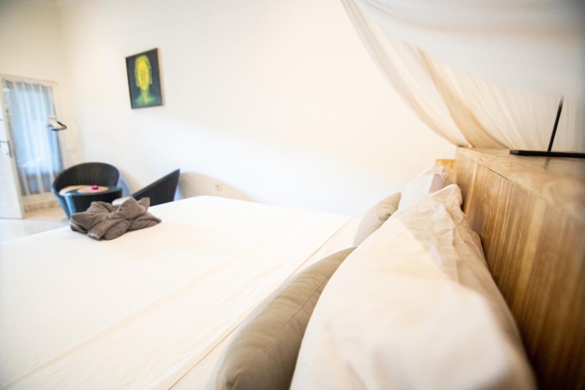 Rumah Singa - Holistic Healing Retreat 길리 아이르 외부 사진