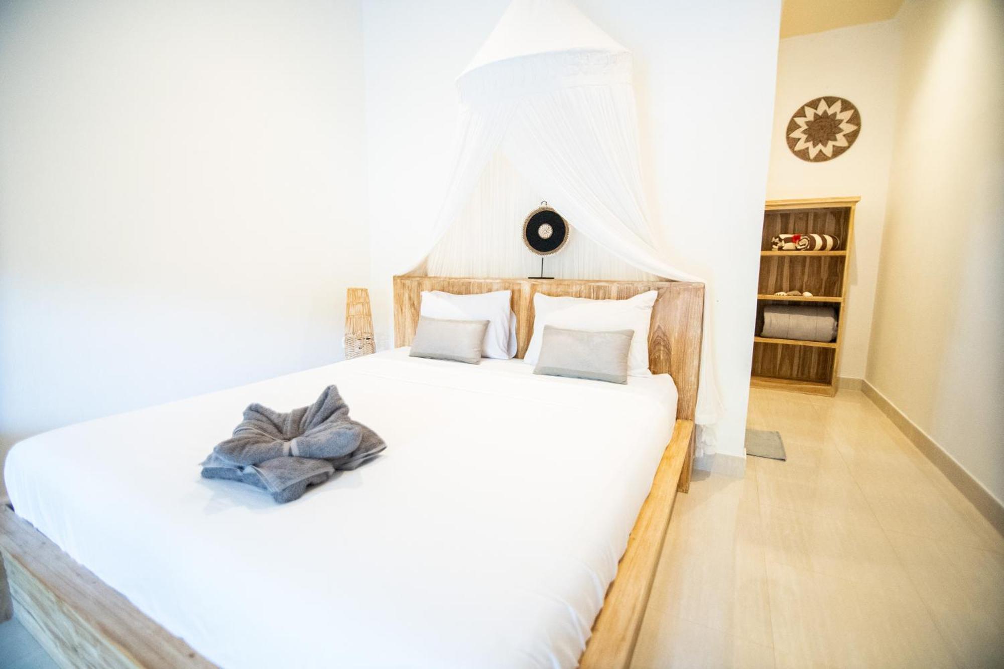 Rumah Singa - Holistic Healing Retreat 길리 아이르 외부 사진