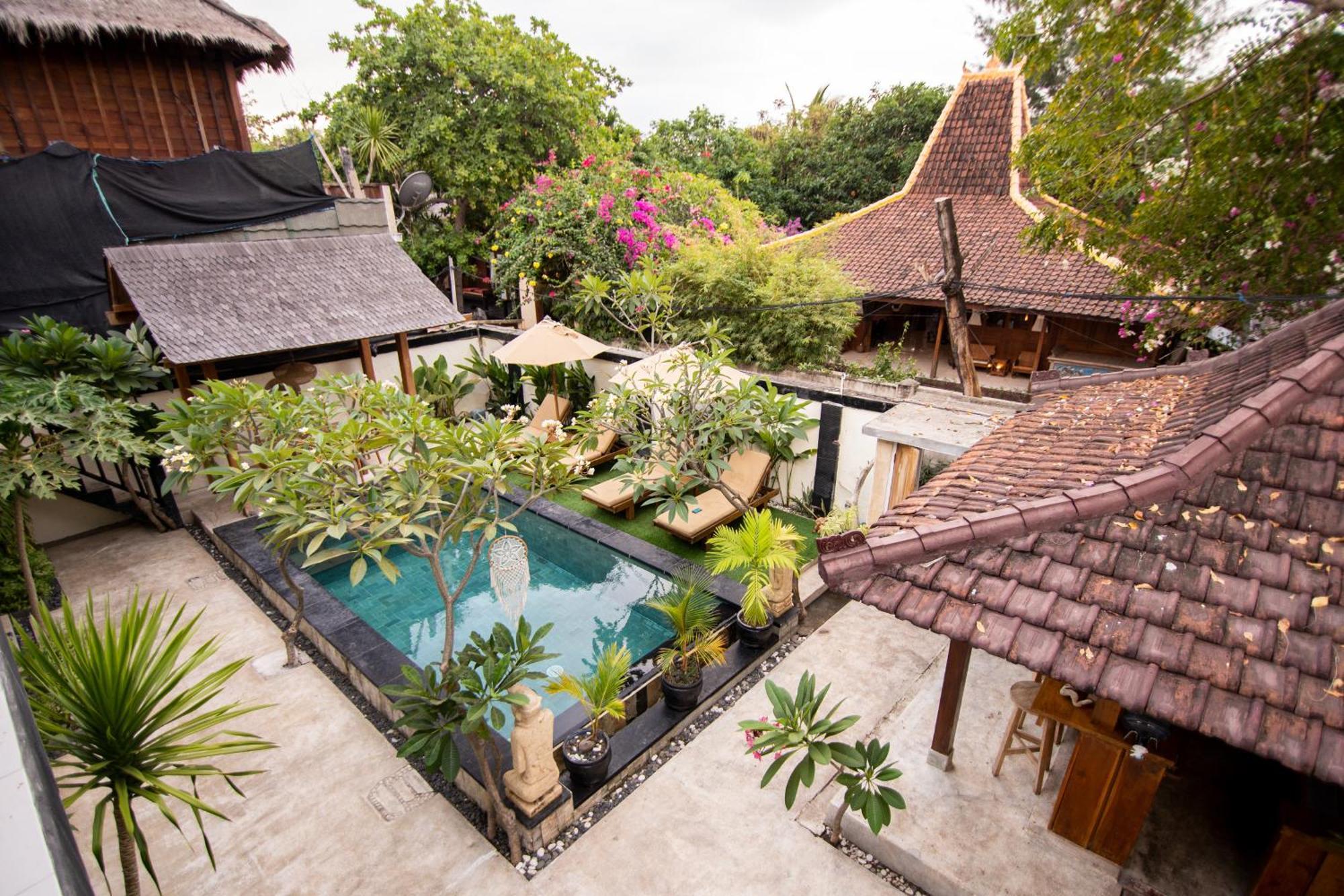 Rumah Singa - Holistic Healing Retreat 길리 아이르 외부 사진
