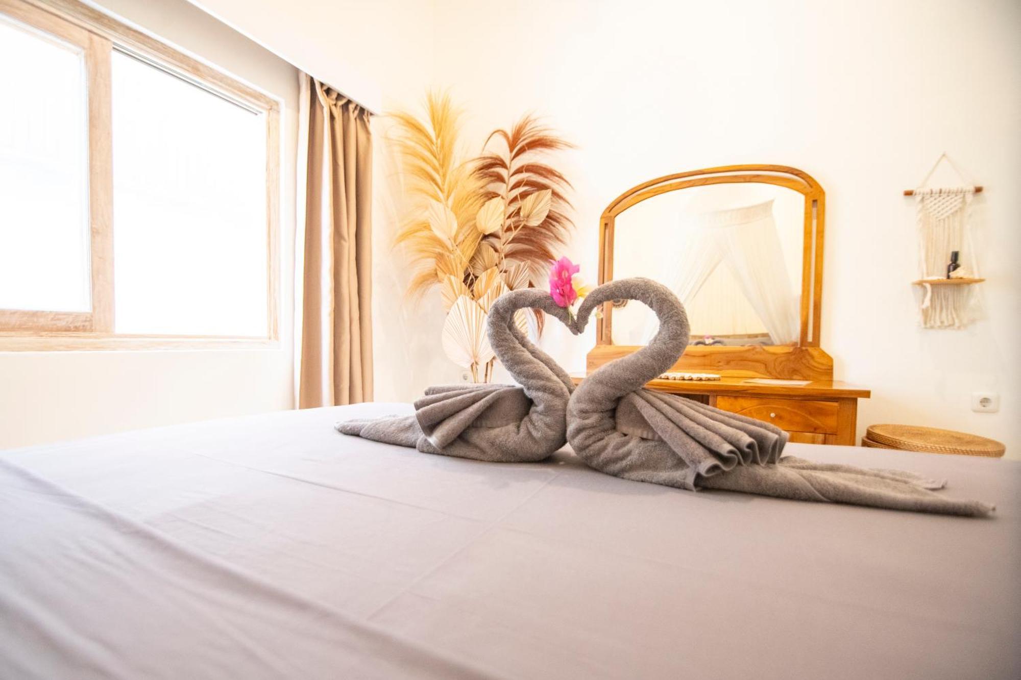 Rumah Singa - Holistic Healing Retreat 길리 아이르 외부 사진